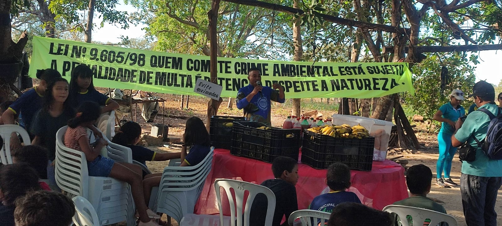 Palestra sobre conservação ambiental